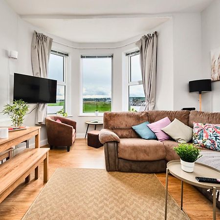 2 Dunluce Green - Portrush By The Sea 외부 사진